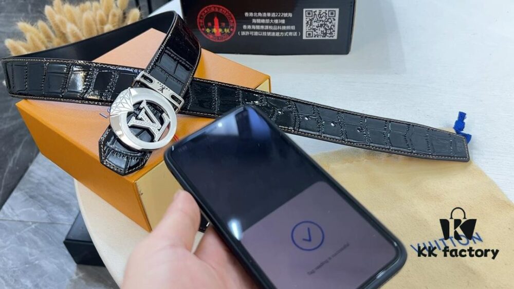 New Arrival LV Authentic Synchronized, Diamond-Inlaid Stainless Steel Hardware, Top-Grain Calfskin with Crocodile Belly Texture, Soft Touch, Latest Version, Imported Cowhide