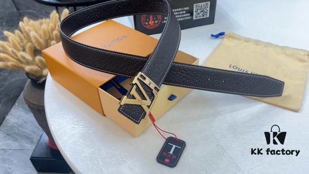 LV Top Grain Cowhide Elephant Texture with Elegant Hardware