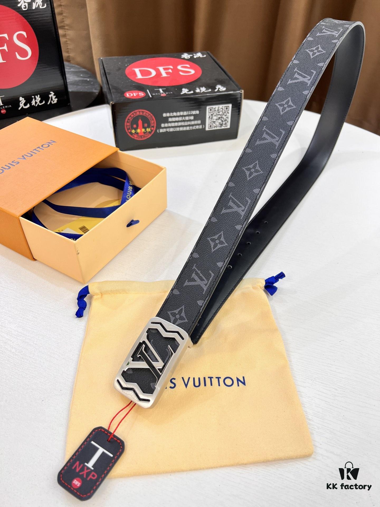 LV Men's Belt, Latest Design, ZP Molded, Synchronized with Original Monogram Fabric, Full-Grain Cowhide Leather, 4.0cm Width, Premium Quality with NXP Anti-Counterfeit Chip
