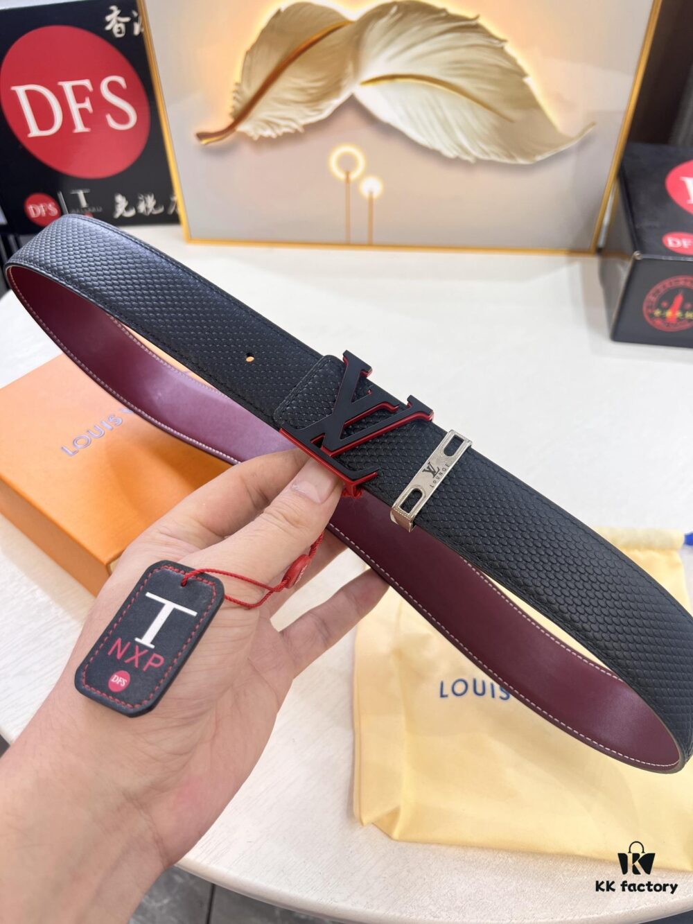 Top-Tier Louis Vuitton LV Belt, Original Factory Hong Kong Duty-Free T Gift Box, Genuine Full-Grain French Calfskin, 3.8cm Width, NXP RFID Chip Compatible with Official Website Verification