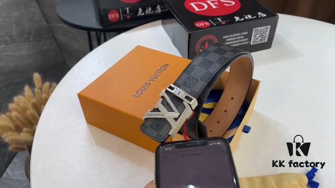 LV New Checkered Leather Belt, Fashion Casual Style with Video Anti-Counterfeit Network Sensing
