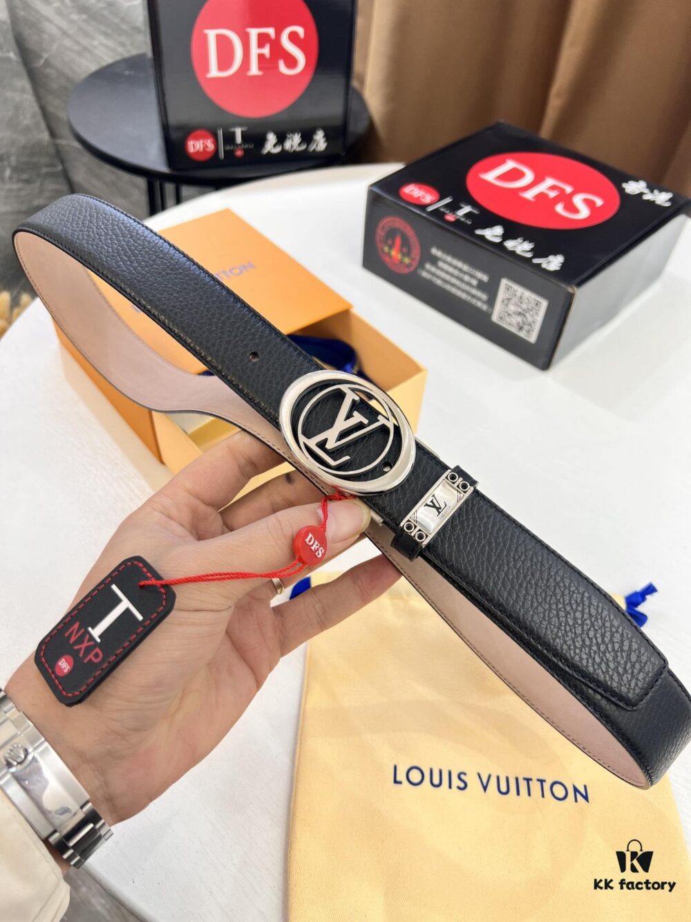 Louis Vuitton Belt, Top-Quality Business Leather Belt with Lv Stainless Steel Hardware, 3.5 cm Width