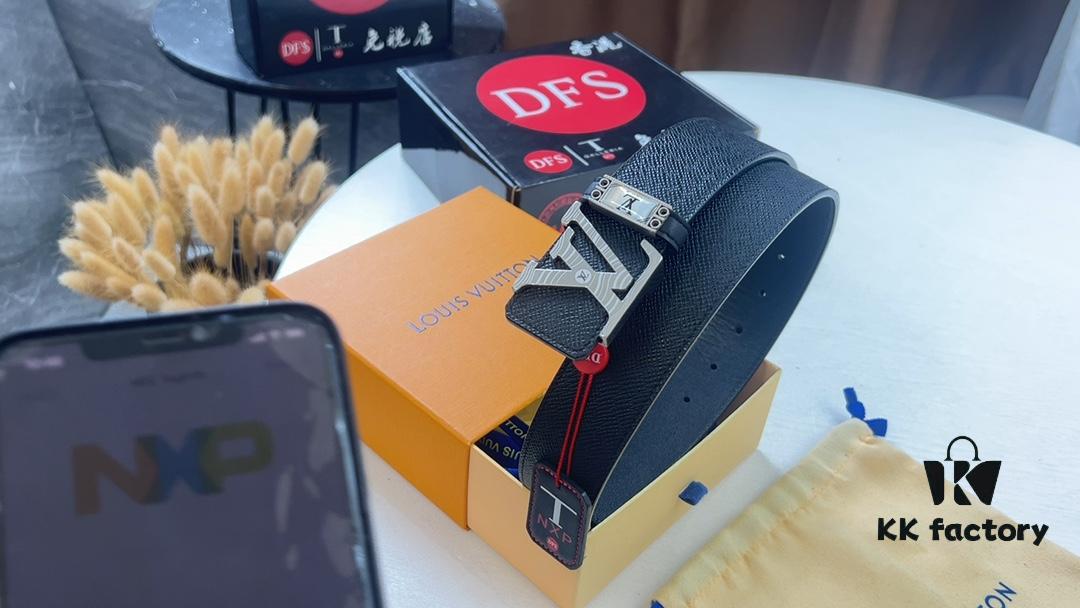 New LV Cross-grain Genuine Leather Watch with Stainless Steel Hardware, Fashion Casual Style