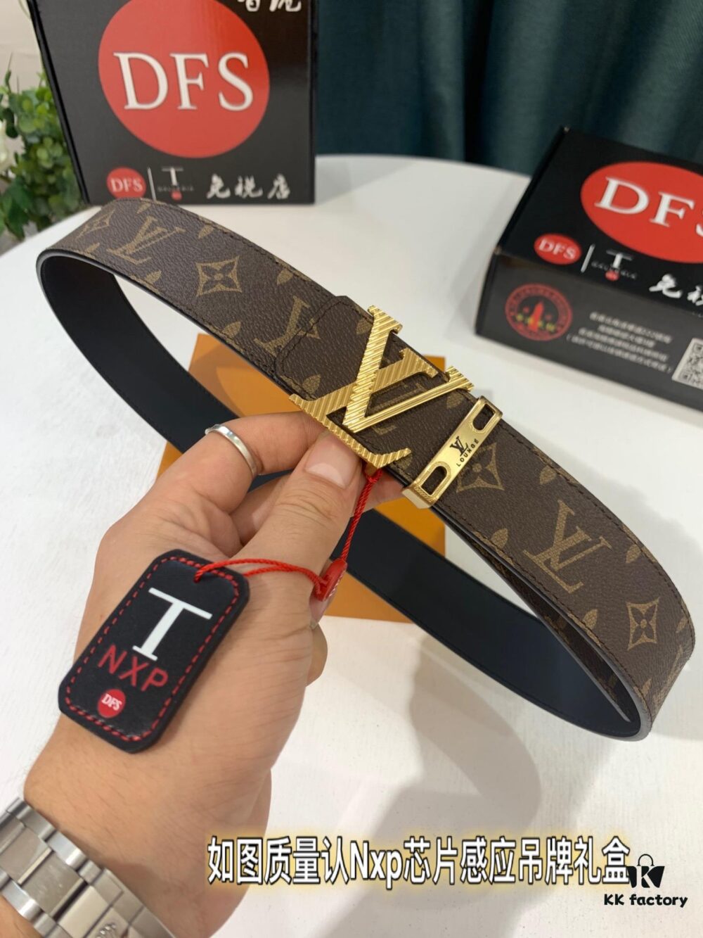 Shop Owner Recommended Trumpet Trumpet Louis Vuitton LV Belt ZP Synchronized New Men's Belt with Imported Monogram Fabric, Original Factory Head Cowhide Plain Weave Low, Reversible Use, Water Ripples Letter Hardware, Width 3.8cm