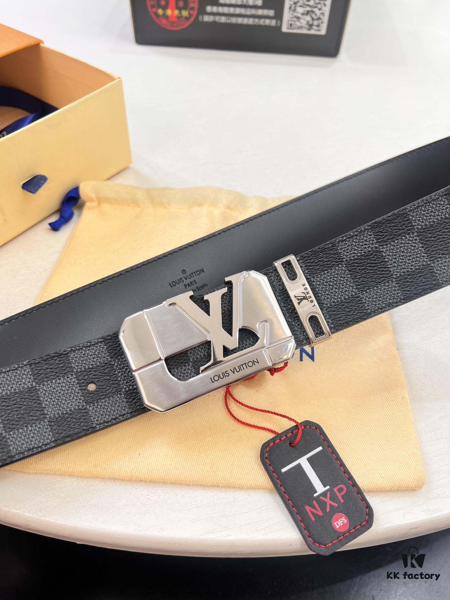 Shop Owner Recommended Louis Vuitton LV Belt, ZP Synchronized New Men's Belt, Checkered Imported Fabric, Full-Grain Cowhide Plain Leather, 3.8cm Width, Official Website Style with Letter Hardware, High-End Custom Leather, Supports Authentication