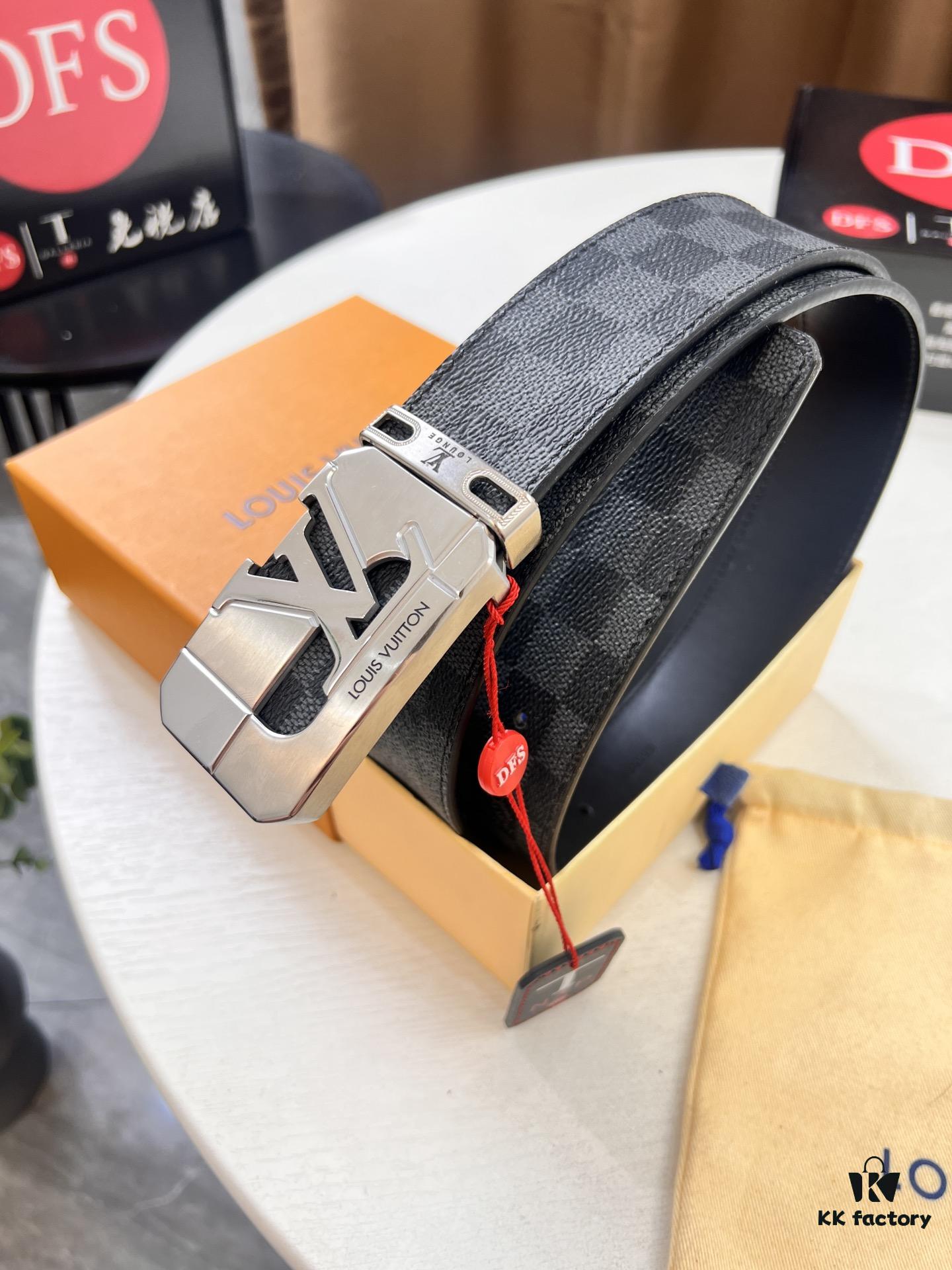 Shop Owner Recommended Louis Vuitton LV Belt, ZP Synchronized New Men's Belt, Checkered Imported Fabric, Full-Grain Cowhide Plain Leather, 3.8cm Width, Official Website Style with Letter Hardware, High-End Custom Leather, Supports Authentication