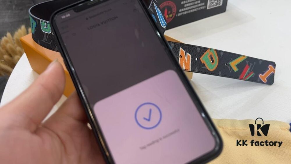 LV New Monogram Belt with Video Anti-Counterfeit Authentication, Fashionable Casual Style, Reversible Design