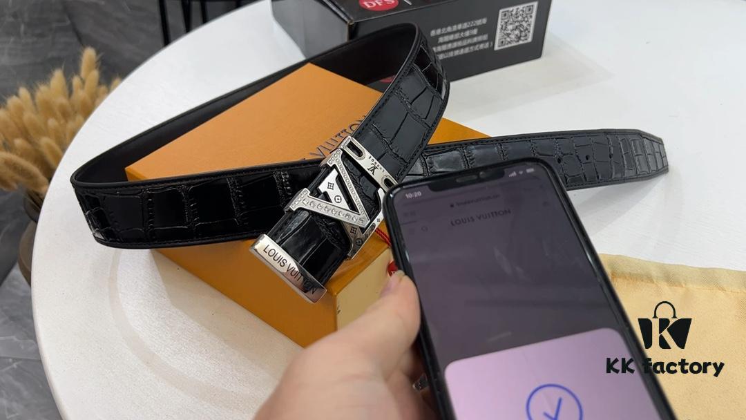 New LV Authentic Synchronized Design, Diamond-Inlaid Stainless Steel Hardware, Crocodile Grain Cowhide, Soft Touch, Latest Version, Imported Cow Leather