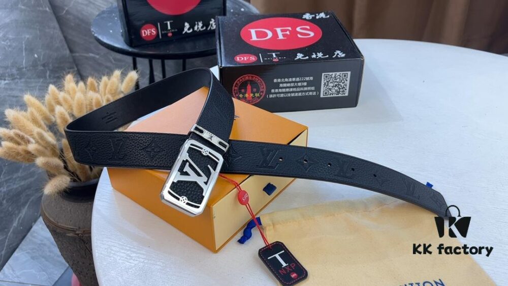 New LV Authentic Synchronized Model, Soft Crispy Texture Feel, Latest Version, Imported Cowhide