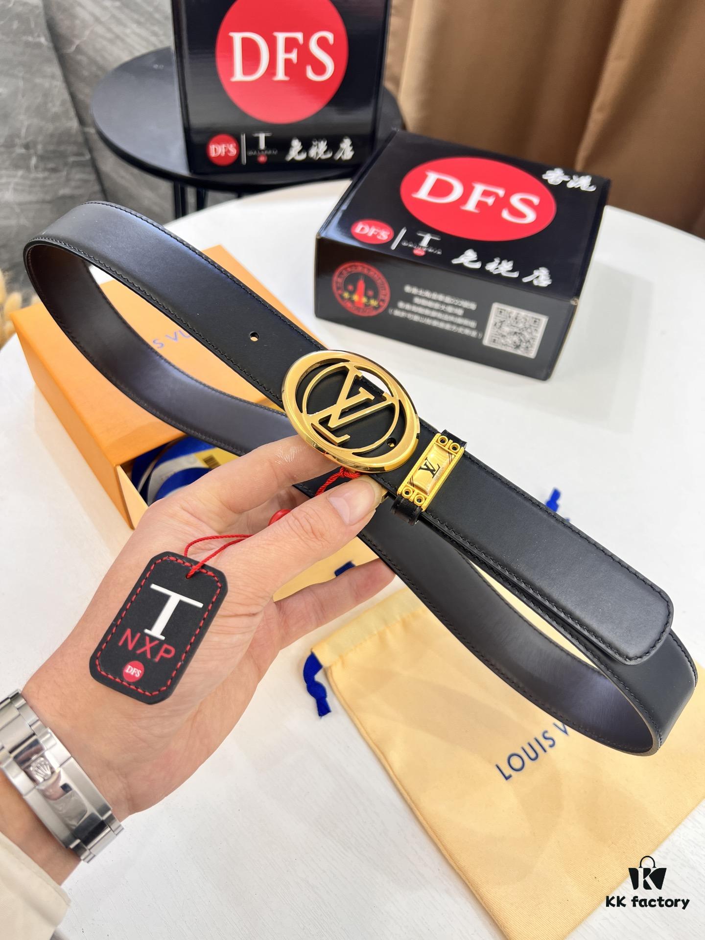 Louis Vuitton Belt, Custom Cowhide, Top-Quality Business Formal Accessory