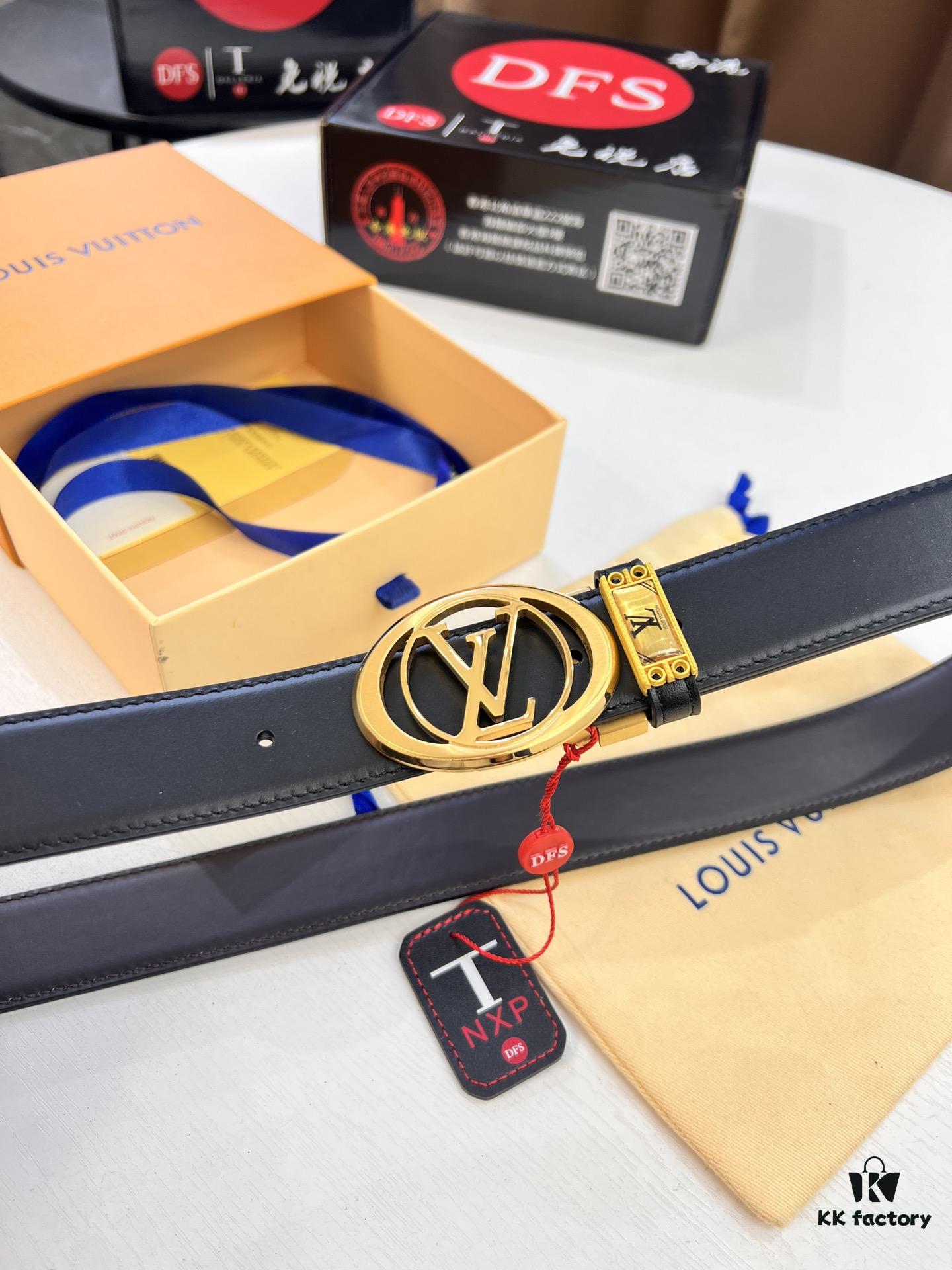 Louis Vuitton Belt, Custom Cowhide, Top-Quality Business Formal Accessory