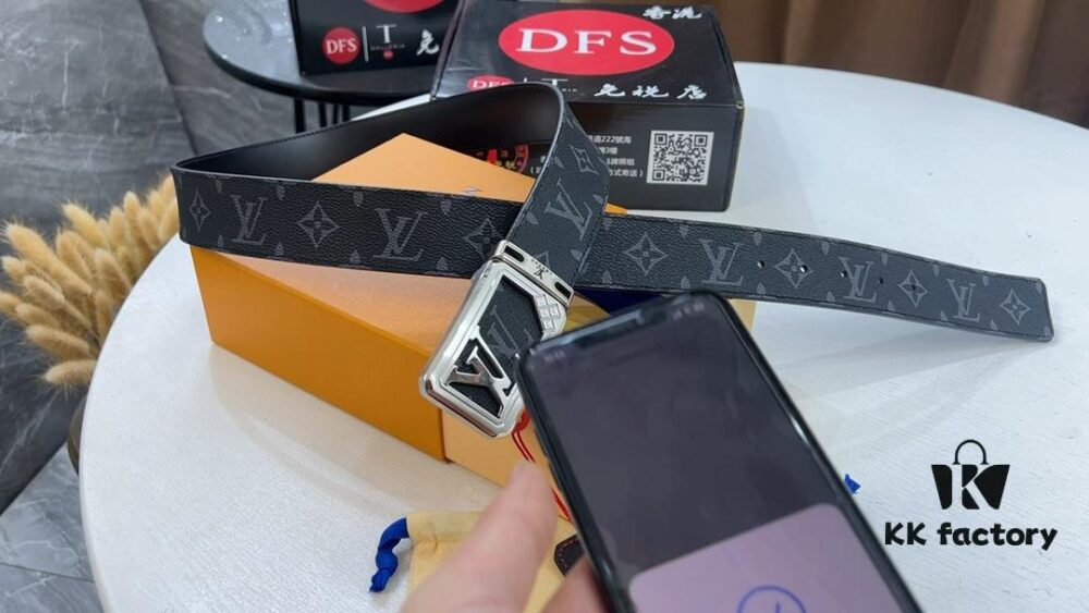 New LV Monogram Leather Belt, Genuine Cowhide with Diamond-Paved Stainless Steel Hardware, Fashionable Casual Style