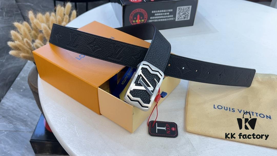 LV New Style Embossed Leather Belt, Fashion Casual Style, Reversible Use