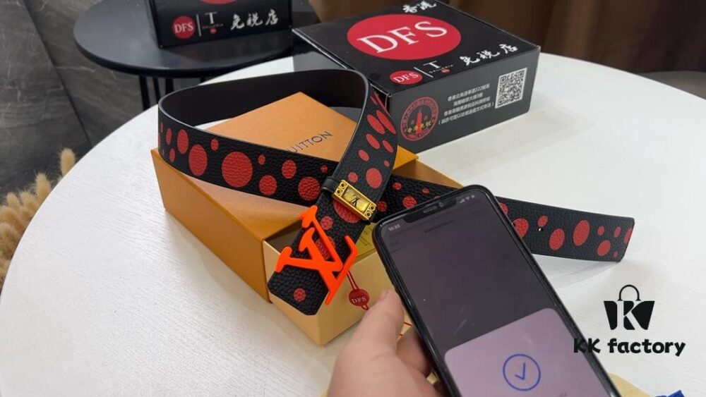 LV New Style Belt, Fashionable Casual Double-Sided Use