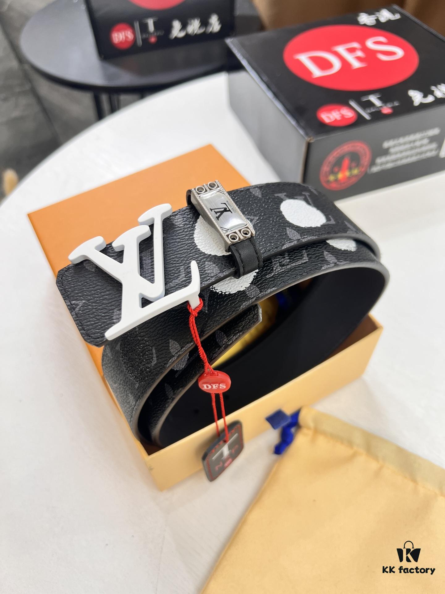 New Arrival Authentic Louis Vuitton LV Men's Belt