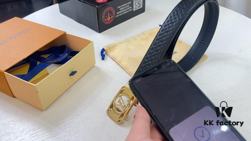 Arrival of Goods. Video Anti-Counterfeit Sensing Network Automatic Trendy Belt, Automatic LV Stainless Steel Hardware