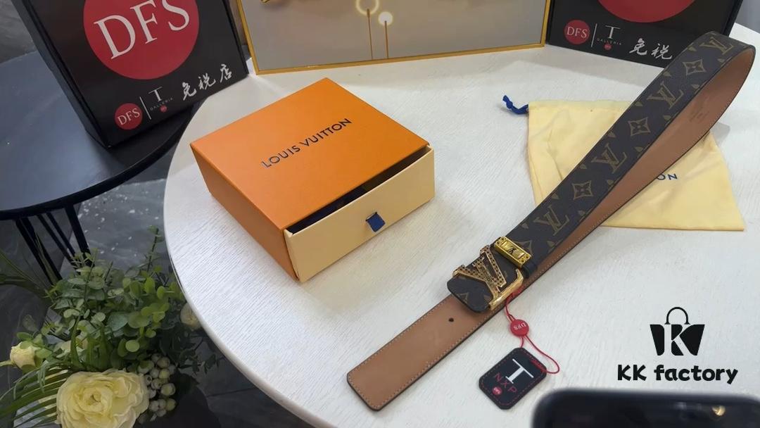 LV New Checkered Leather Belt, Fashion Casual Style with Video Anti-counterfeiting Induction Network