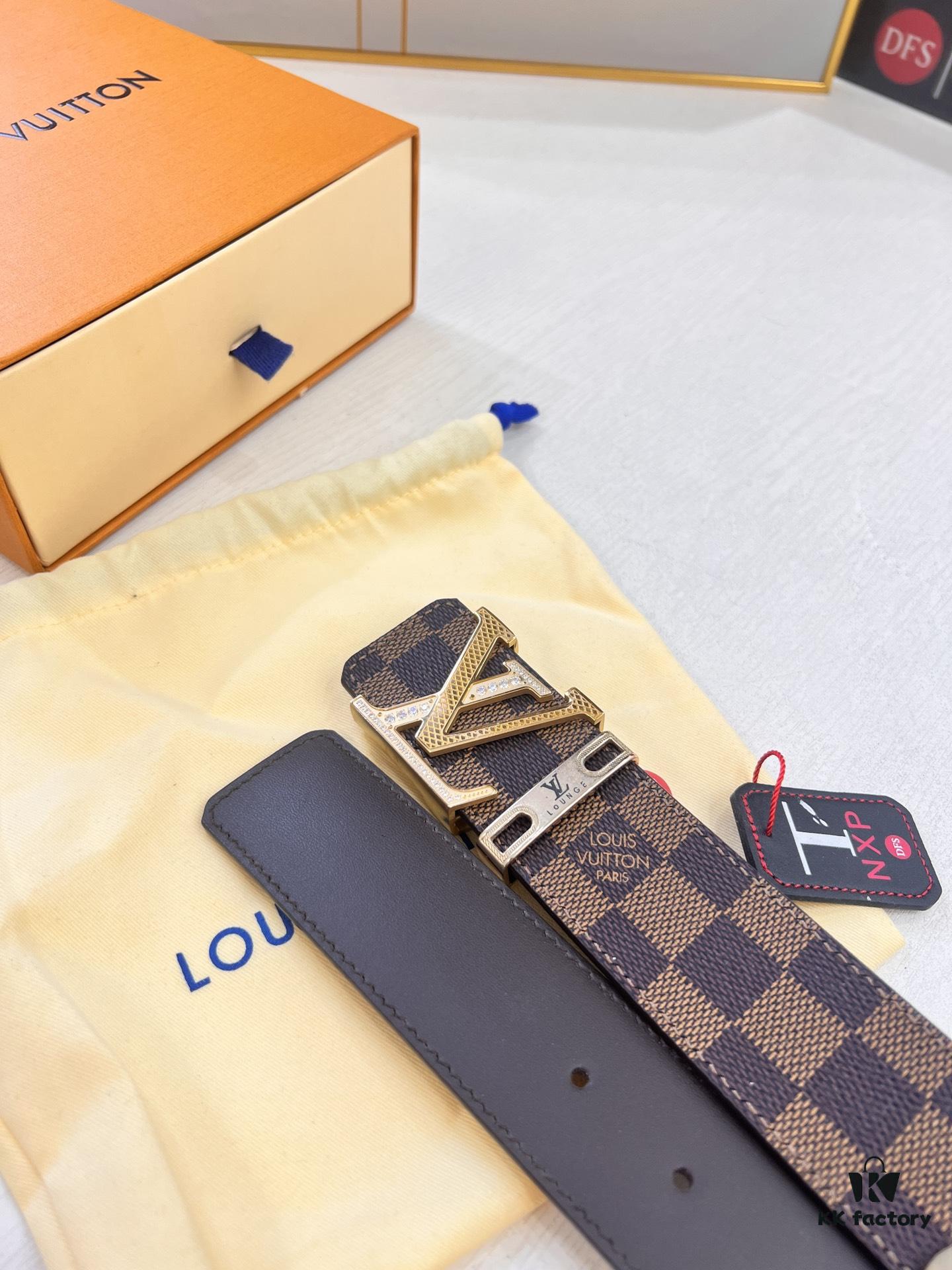 Louis Vuitton LV Belt, ZP Synchronized New Men's Belt with Monogram Imported Fabric, Full-Grain Cowhide Plain Weave, Reversible Design, Diamond-Inlaid Letter Hardware, 3.8cm Width