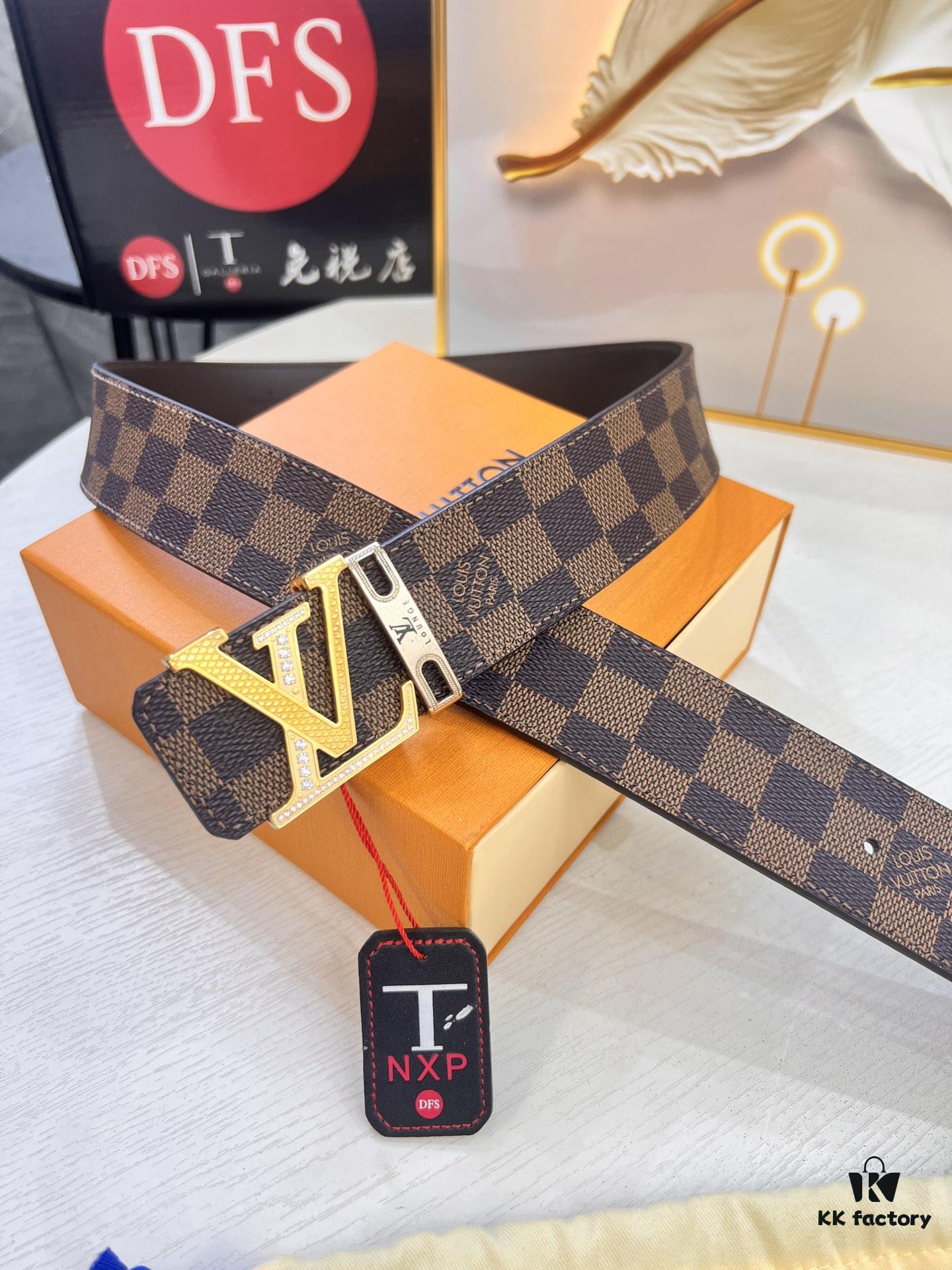 Louis Vuitton LV Belt, ZP Synchronized New Men's Belt with Monogram Imported Fabric, Full-Grain Cowhide Plain Weave, Reversible Design, Diamond-Inlaid Letter Hardware, 3.8cm Width