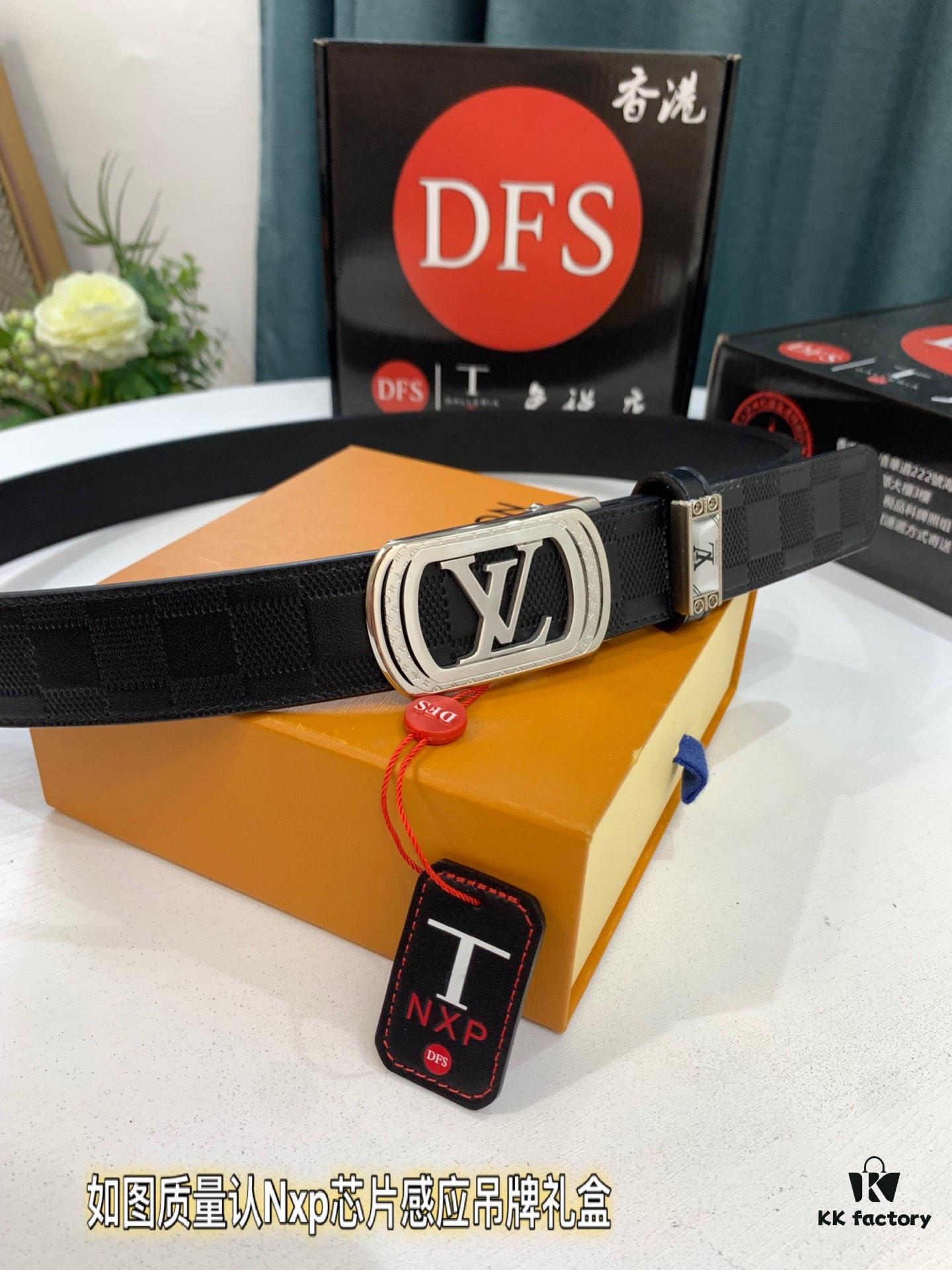 Louis Vuitton Automatic Buckle Belt, Genuine Cowhide, Top-Quality Business Formal Belt with LV Stainless Steel Hardware, 3.5 cm Width