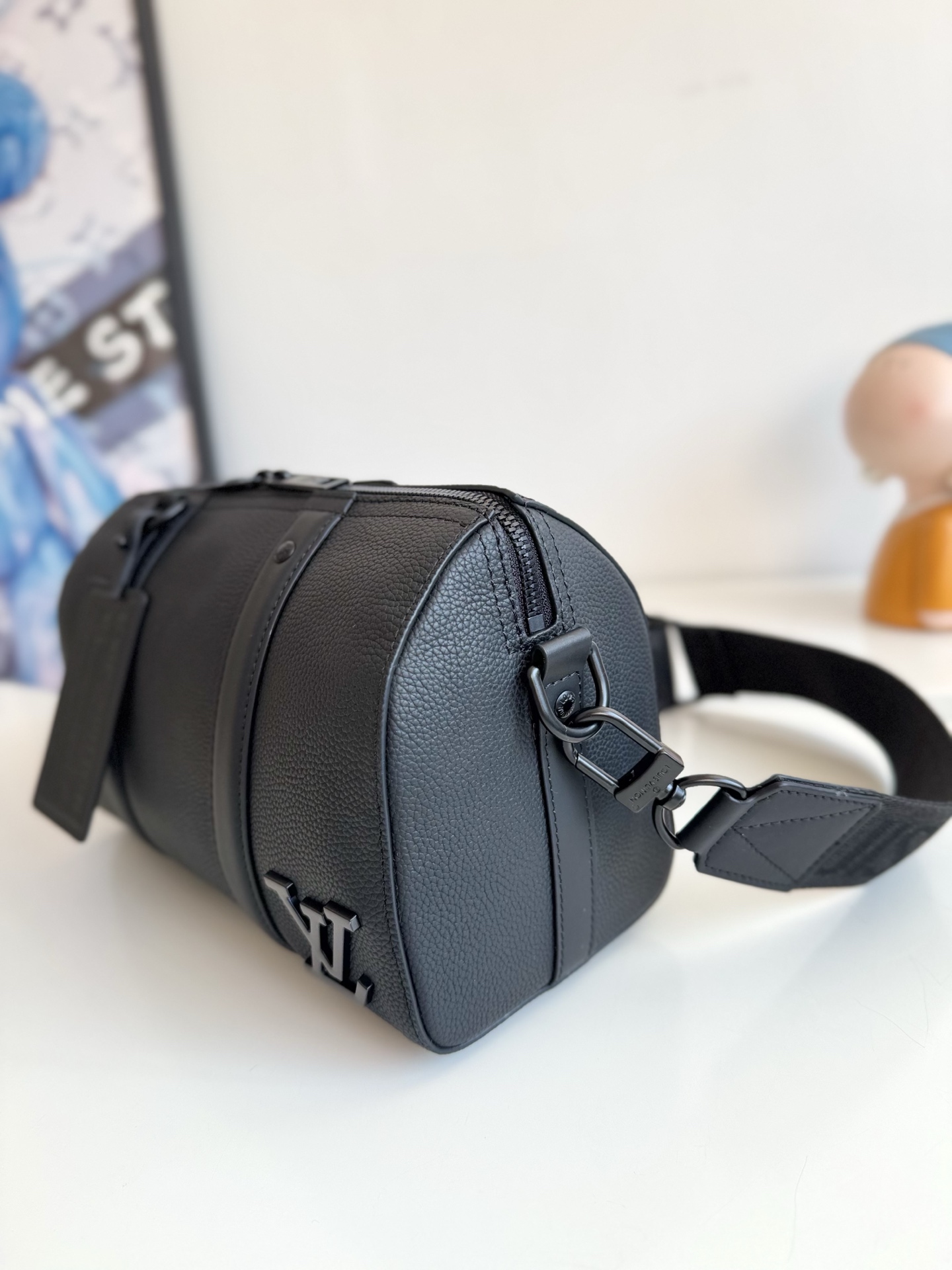 Louis Vuitton This City Keepall bag embodies Louis Vuitton’s neoclassical aesthetic for the Autumn 2021 season.