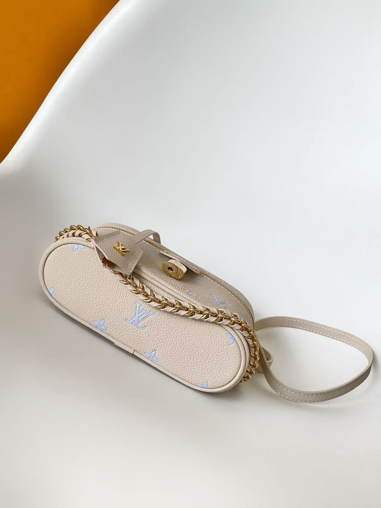 Louis Vuitton M27744 Blue Silk-Screen Print, Full Leather Bag — Vanity Chain Pouch