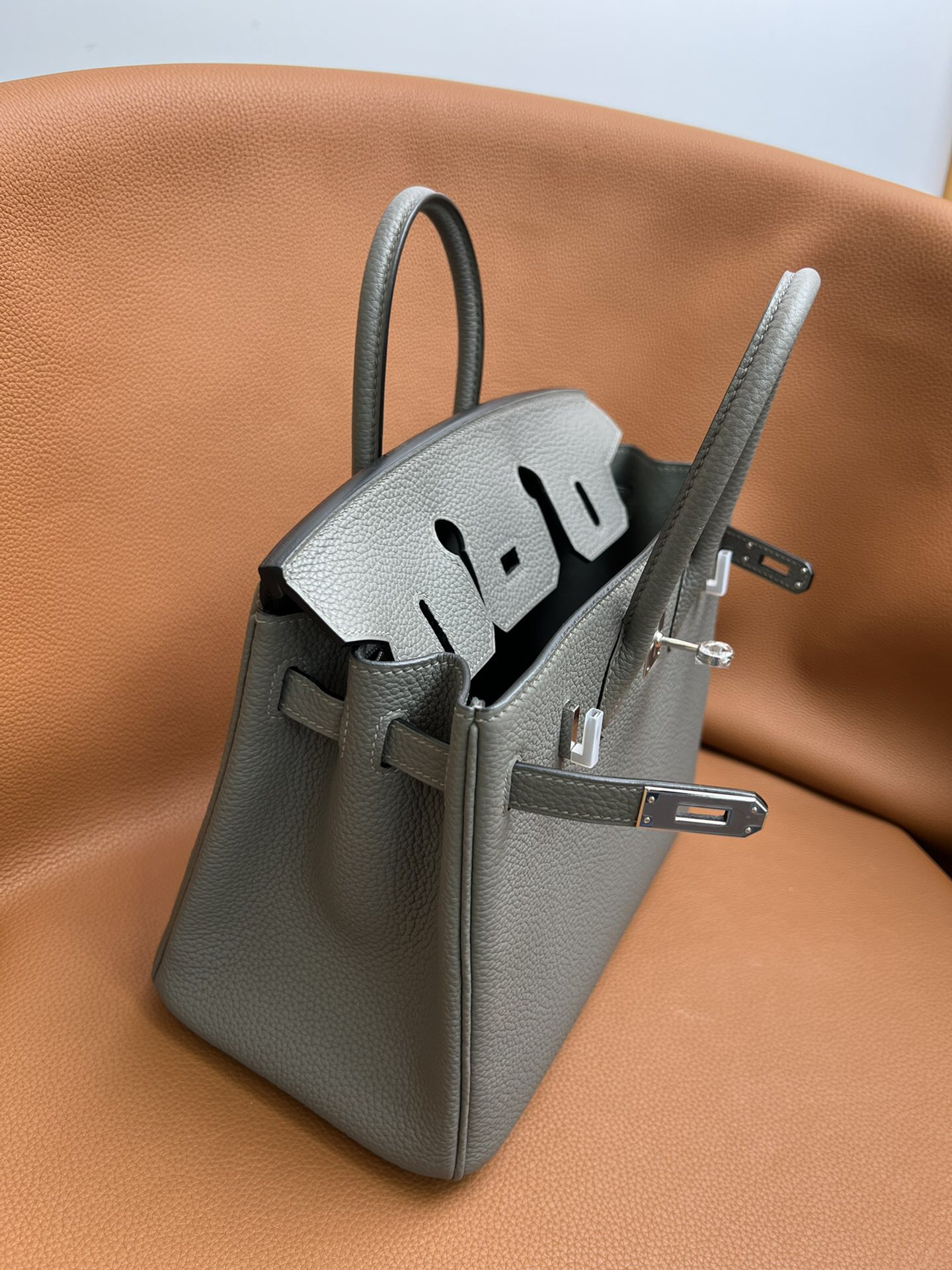 Birkin Platinum 25cm, original imported Togo leather, [Rainy Gray], silver hardware.