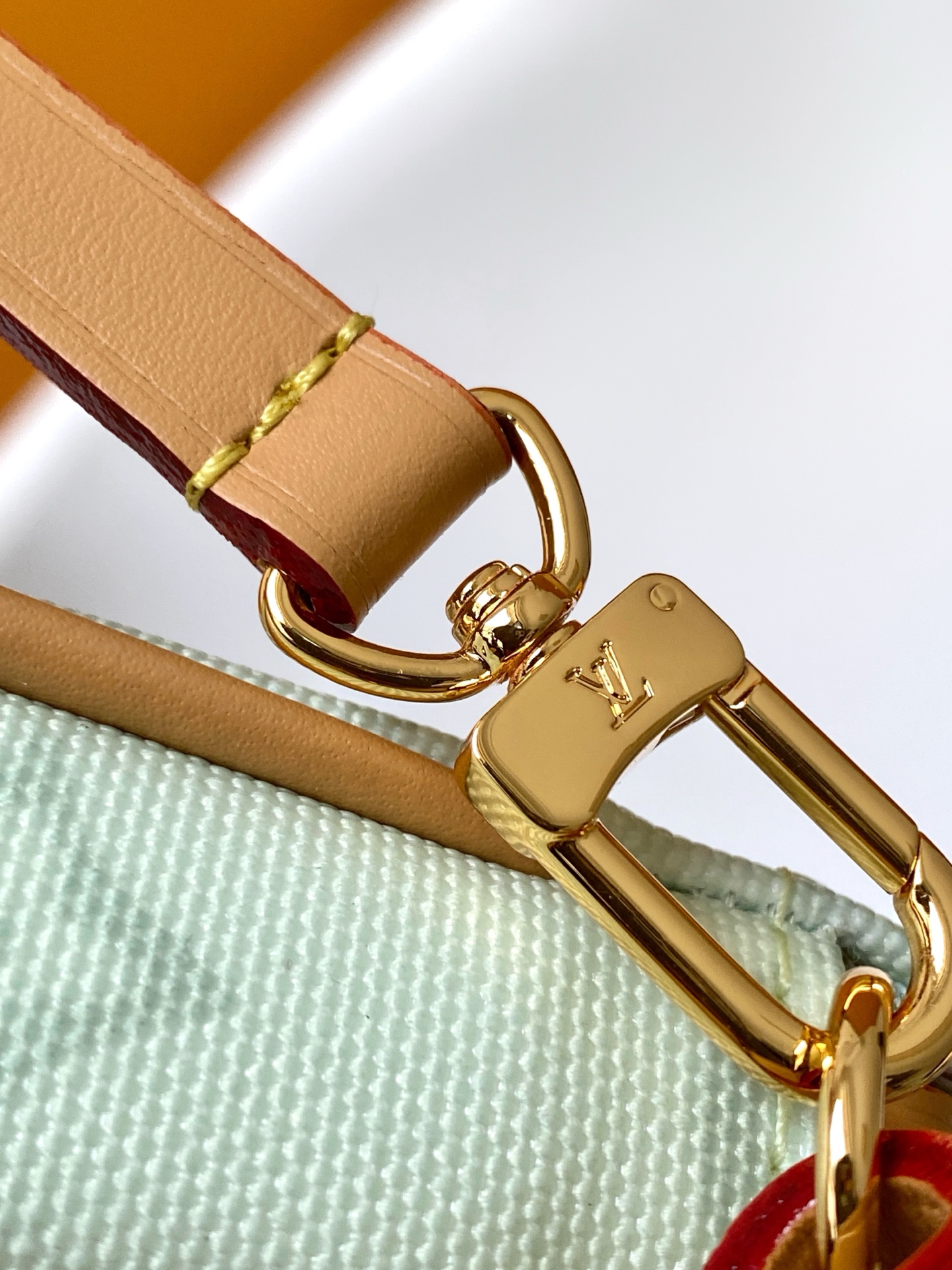 Louis Vuitton This Pochette Accessoires handbag is specially designed to celebrate the birth of the Louis Vuitton Monogram pattern.