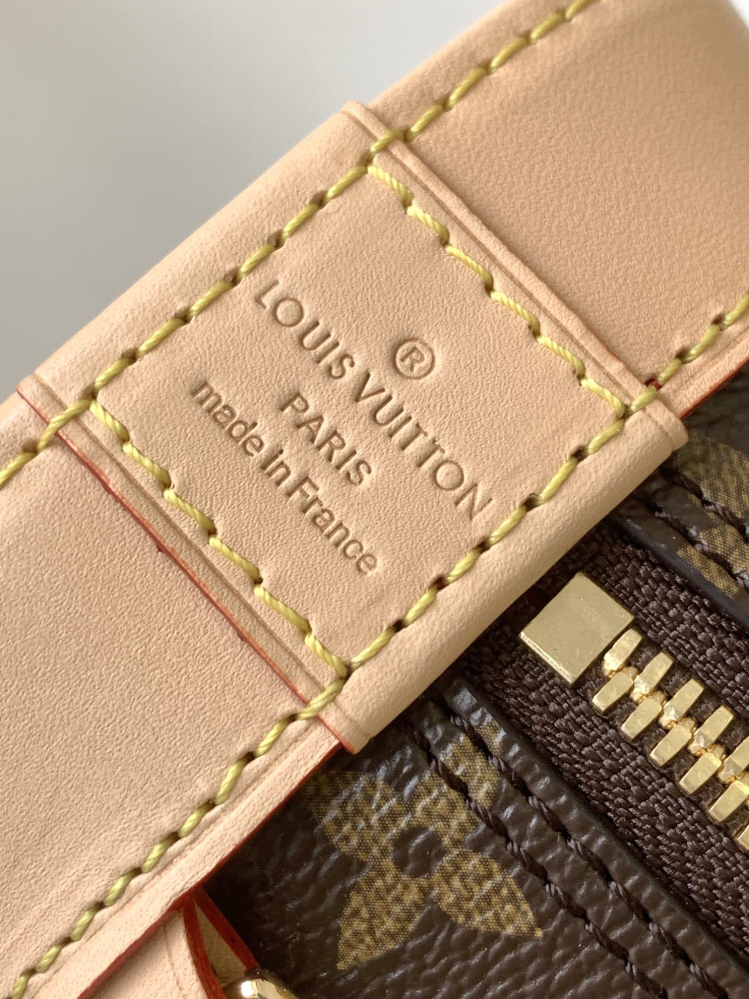 Louis Vuitton Making a striking debut at the Spring/Summer 2024 Women's Fashion Show, this Alma backpack adds a stylish new addition to the Alma collection.