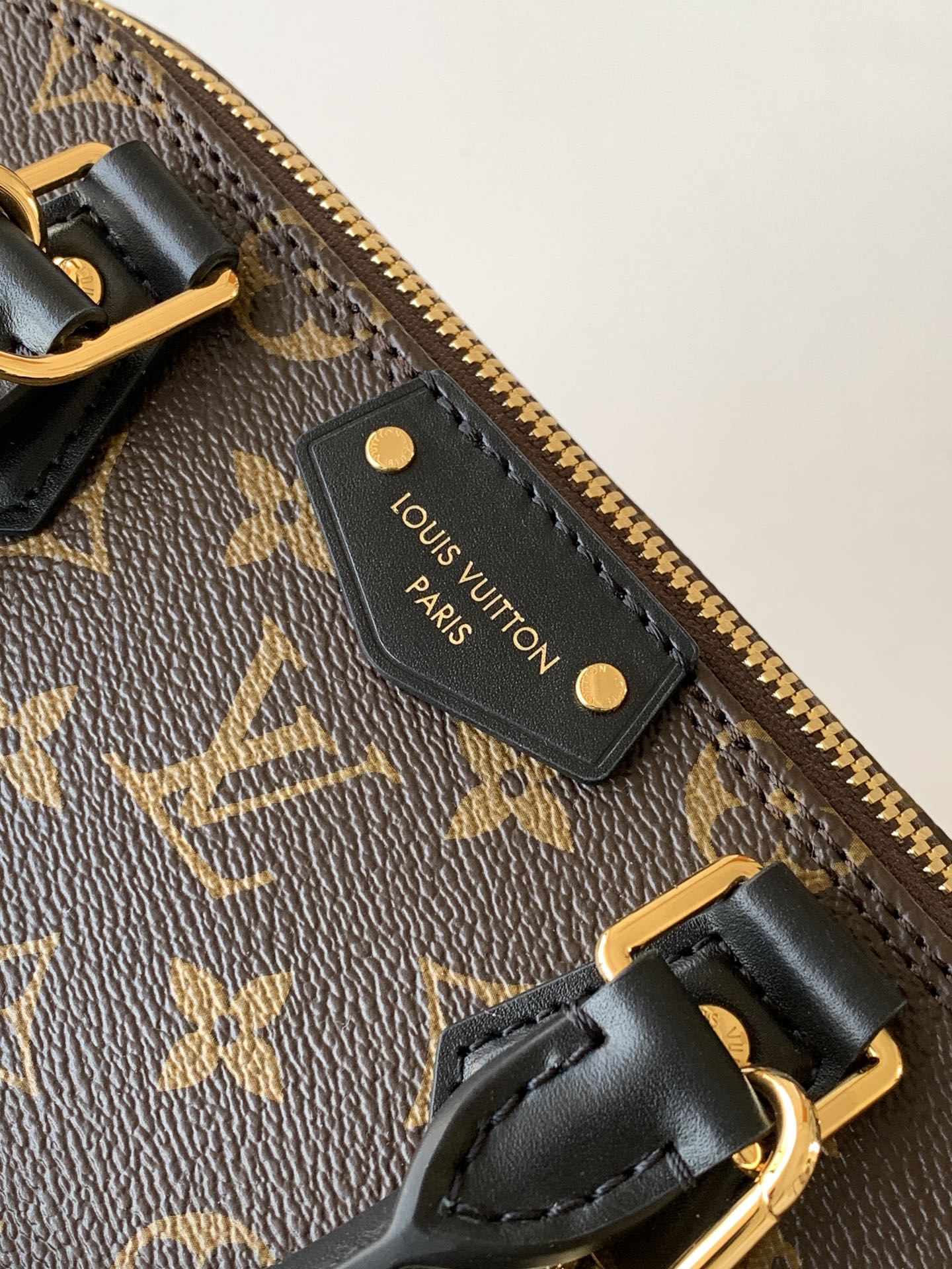 Louis Vuitton The Trunk collection welcomes a contemporary new iteration of the Alma Small handbag, paying homage to the brand's travel heritage with exquisite metal hardware.