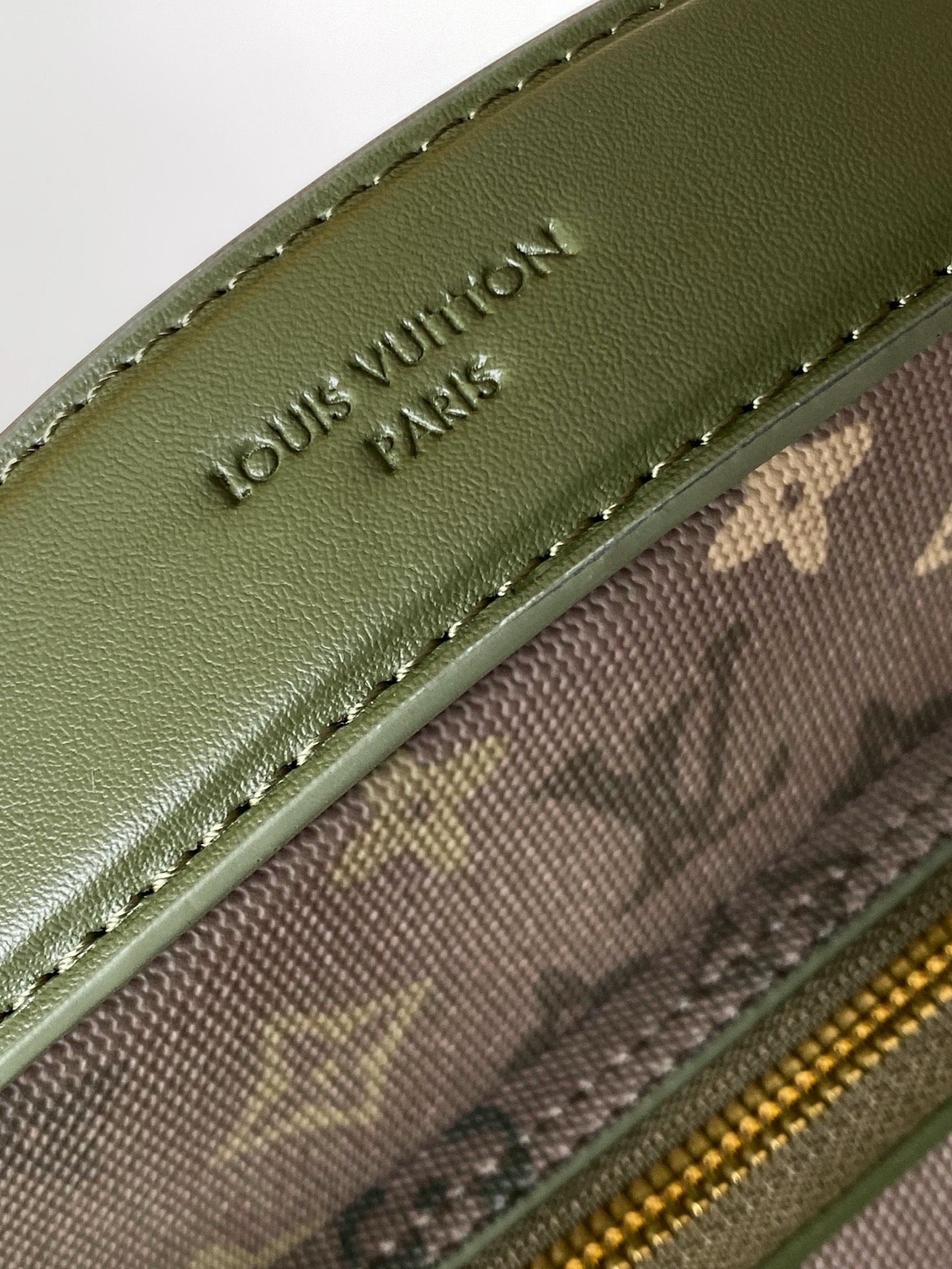 Louis Vuitton This Nil crossbody bag features a vintage silhouette crafted from Monogram Heritage canvas.