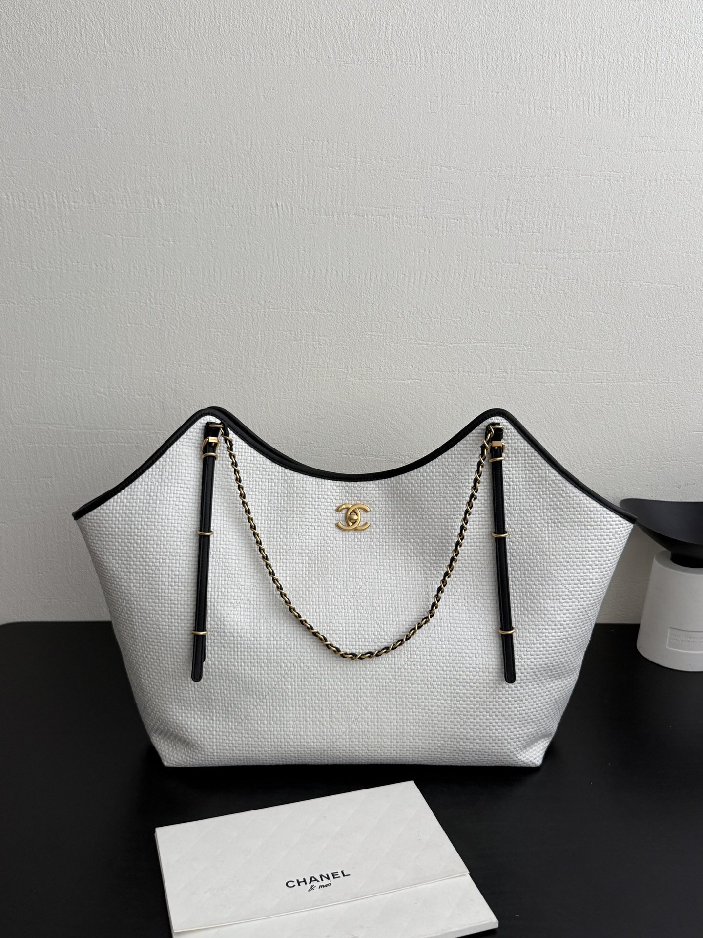 OHANEL 26c Raffia Woven Tote Bag, White, Large Size