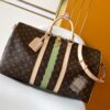 Louis Vuitton 2295 Monogram 50CM 163c01 Dynamic Chip This Keepall Bandoulière 50 travel bag features the Monogram design.