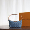 Louis Vuitton HILLS POCHETTE clutch bag M82949