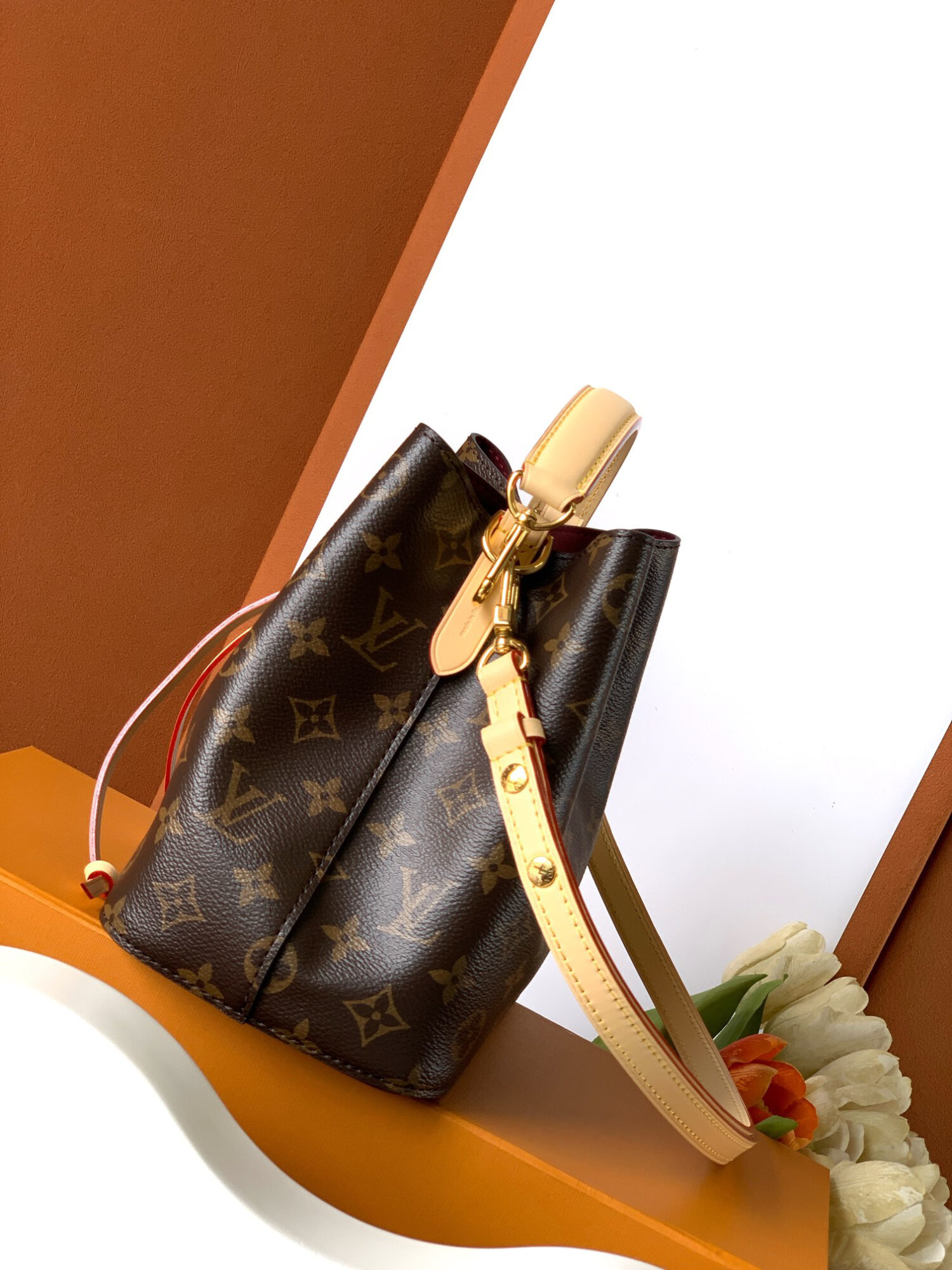 Louis Vuitton NÉONOÉ BB handbag