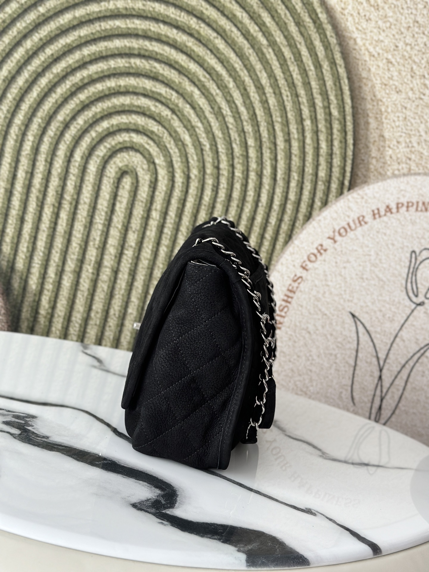 Extra-large logo suede double-pocket chain bag with 8 pockets – perfect for airport shopping!