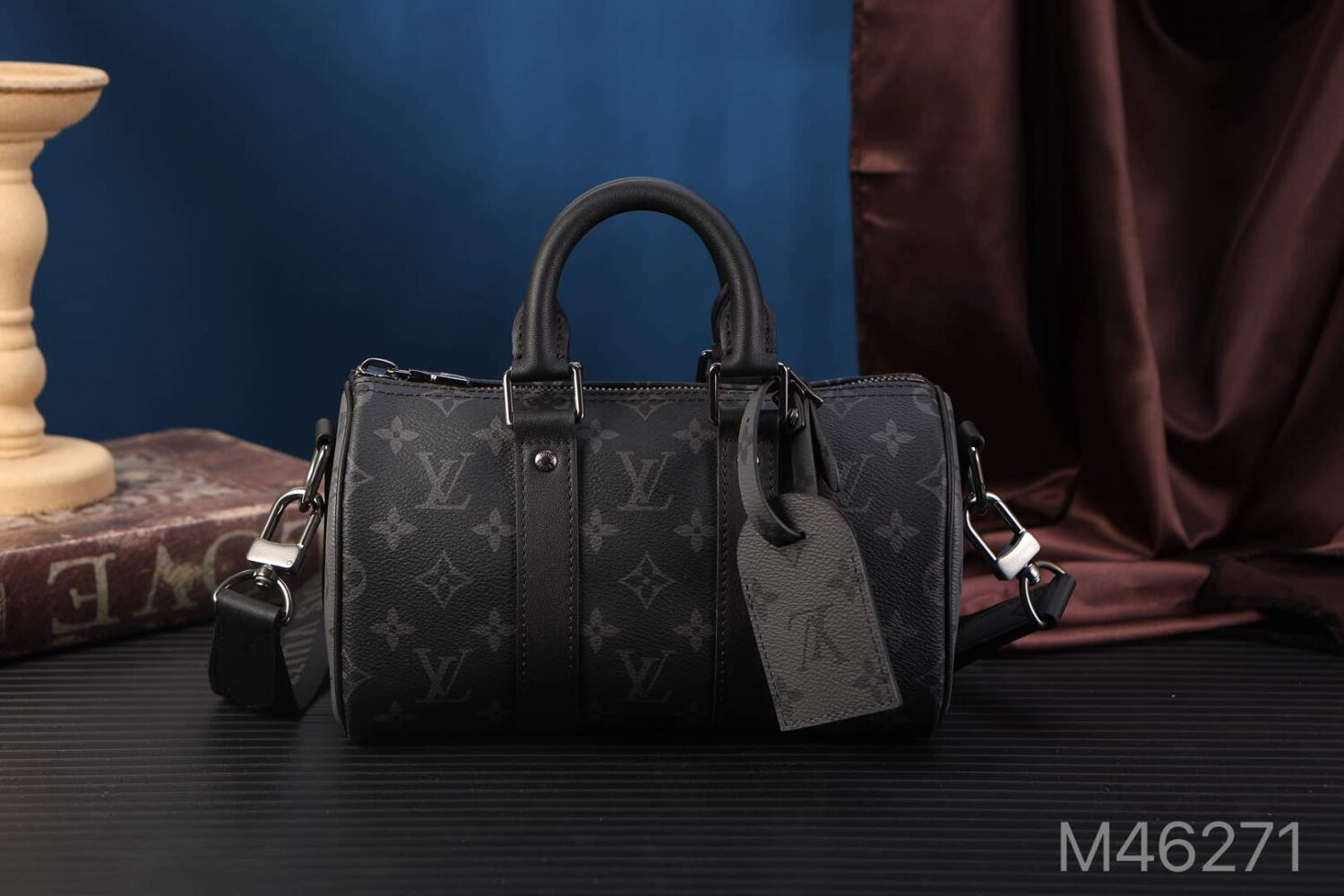 Louis Vuitton M46271 Black Floral Leather is made of Italian Grade A leather, which is of high quality.