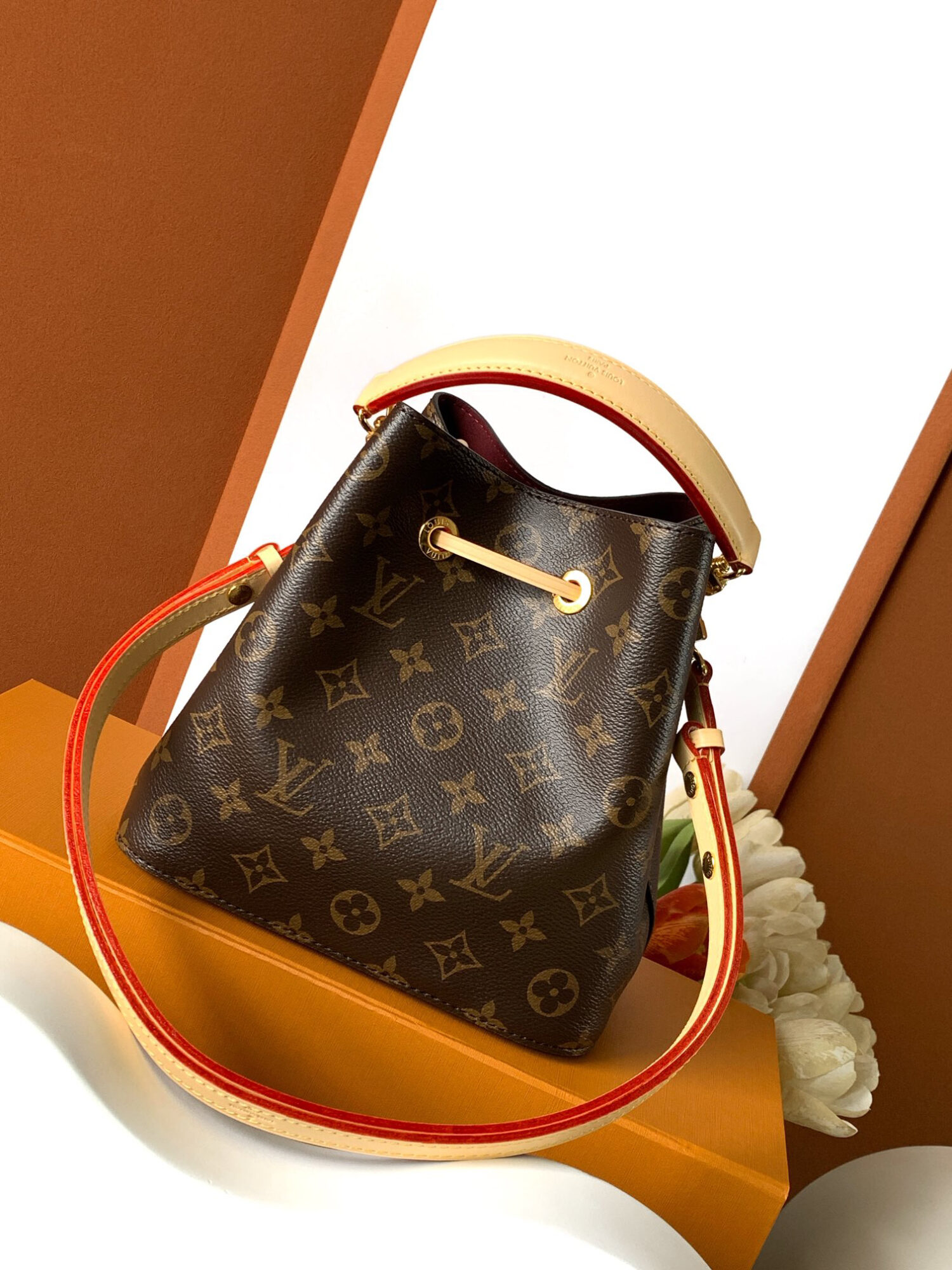 Louis Vuitton NÉONOÉ BB handbag