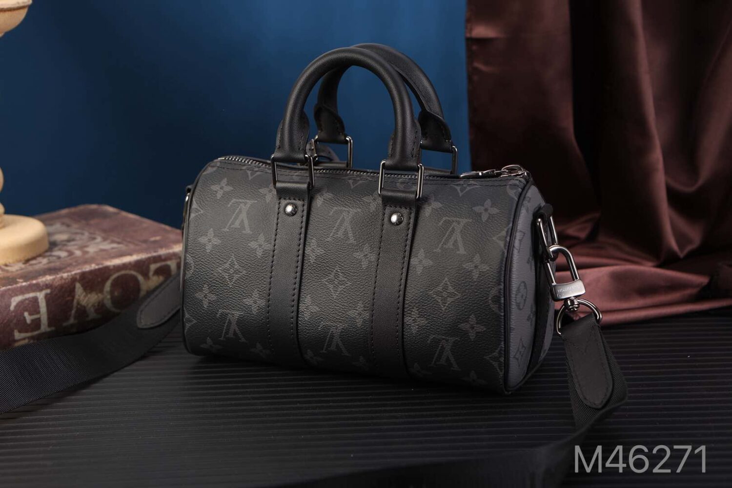 Louis Vuitton M46271 Black Floral Leather is made of Italian Grade A leather, which is of high quality.