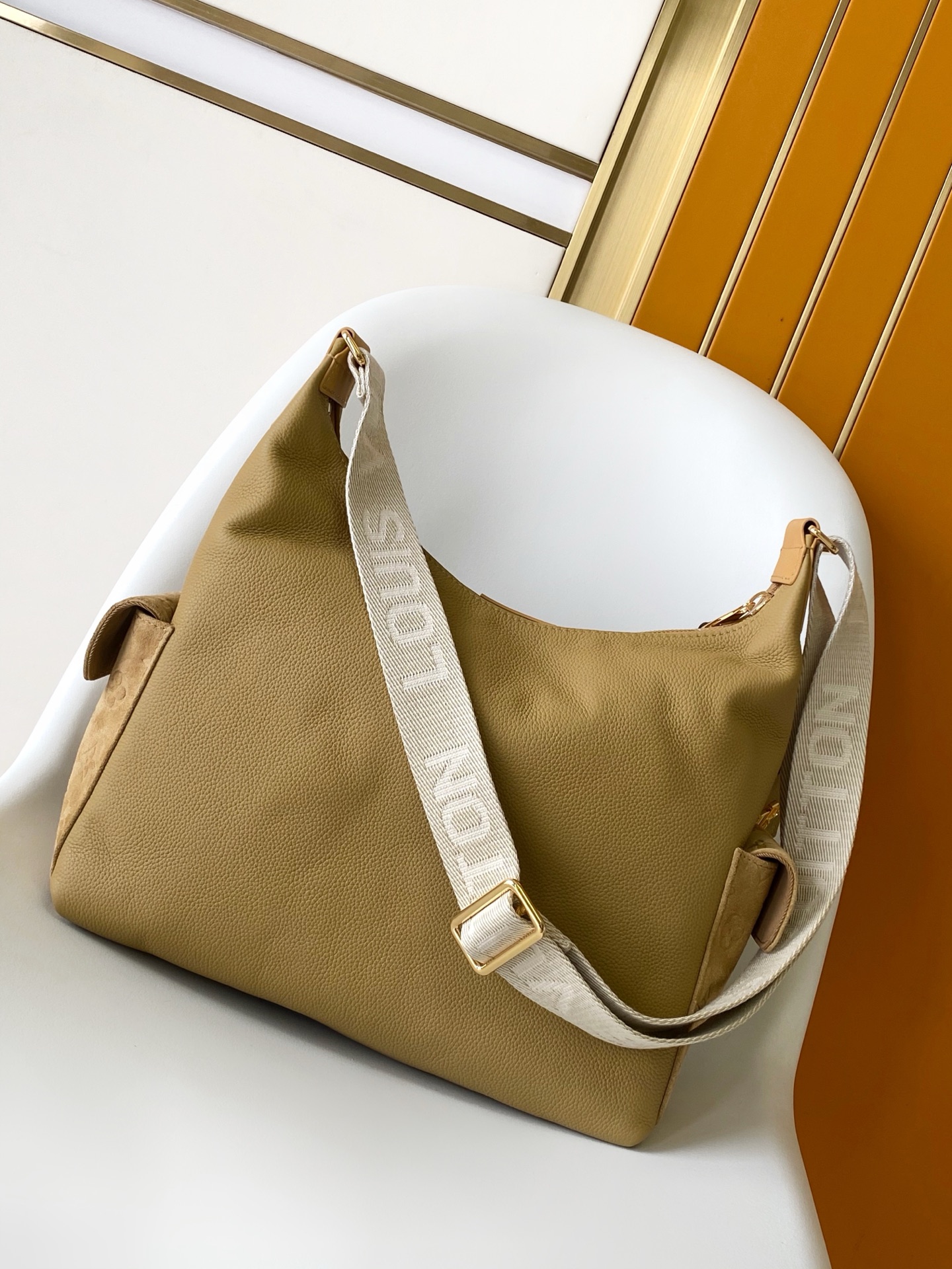 Louis Vuitton M12697 Full Khaki Leather Bag, Top-Tier Original, Dimensions Modified, Monogram Canvas, Classic Canvas with Wide Shoulder Strap