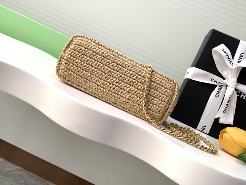 The popular vintage Kelly bag has been redesigned and revitalized by Chanel.