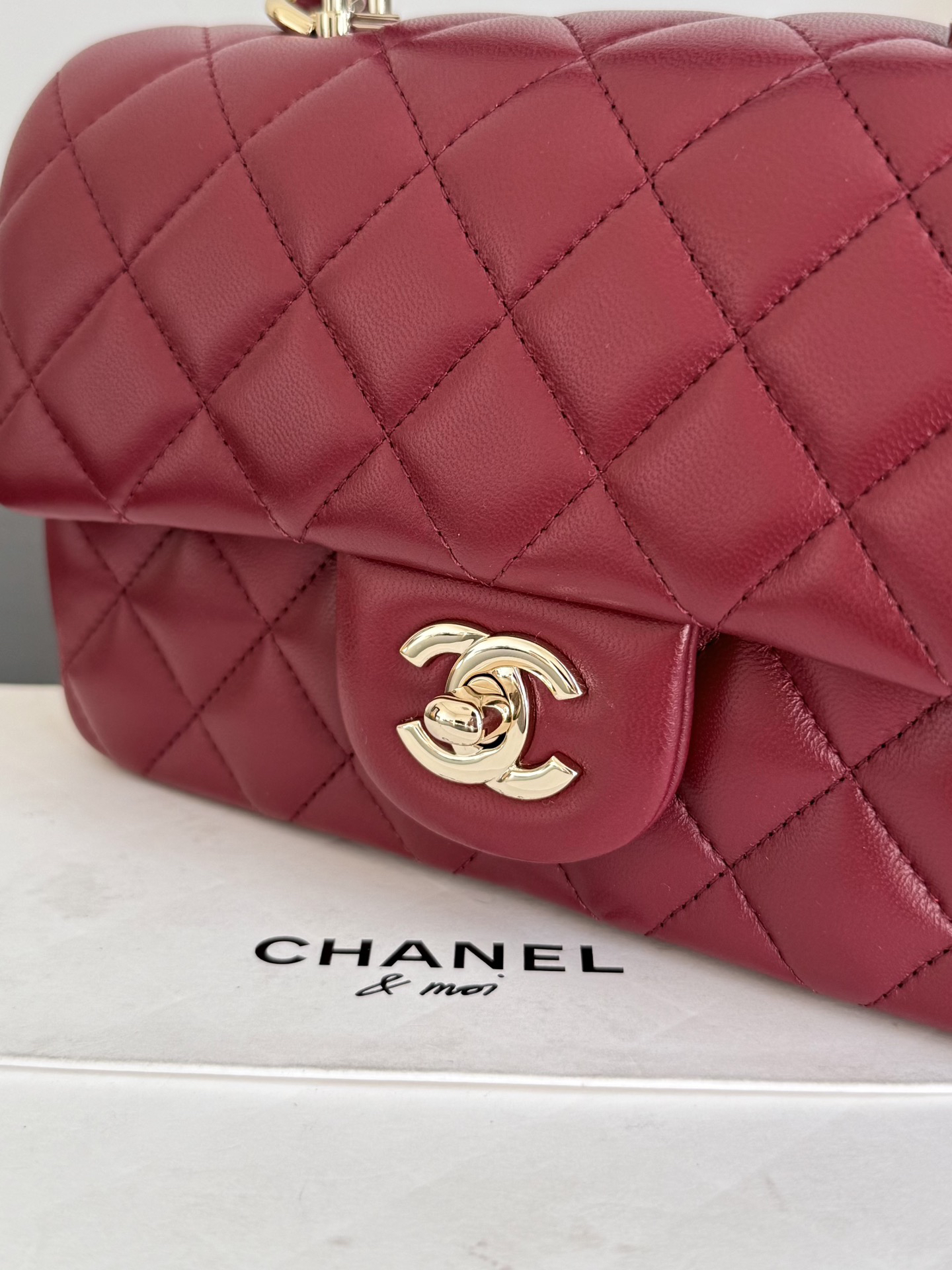 Ohanel mini CF in fuchsia