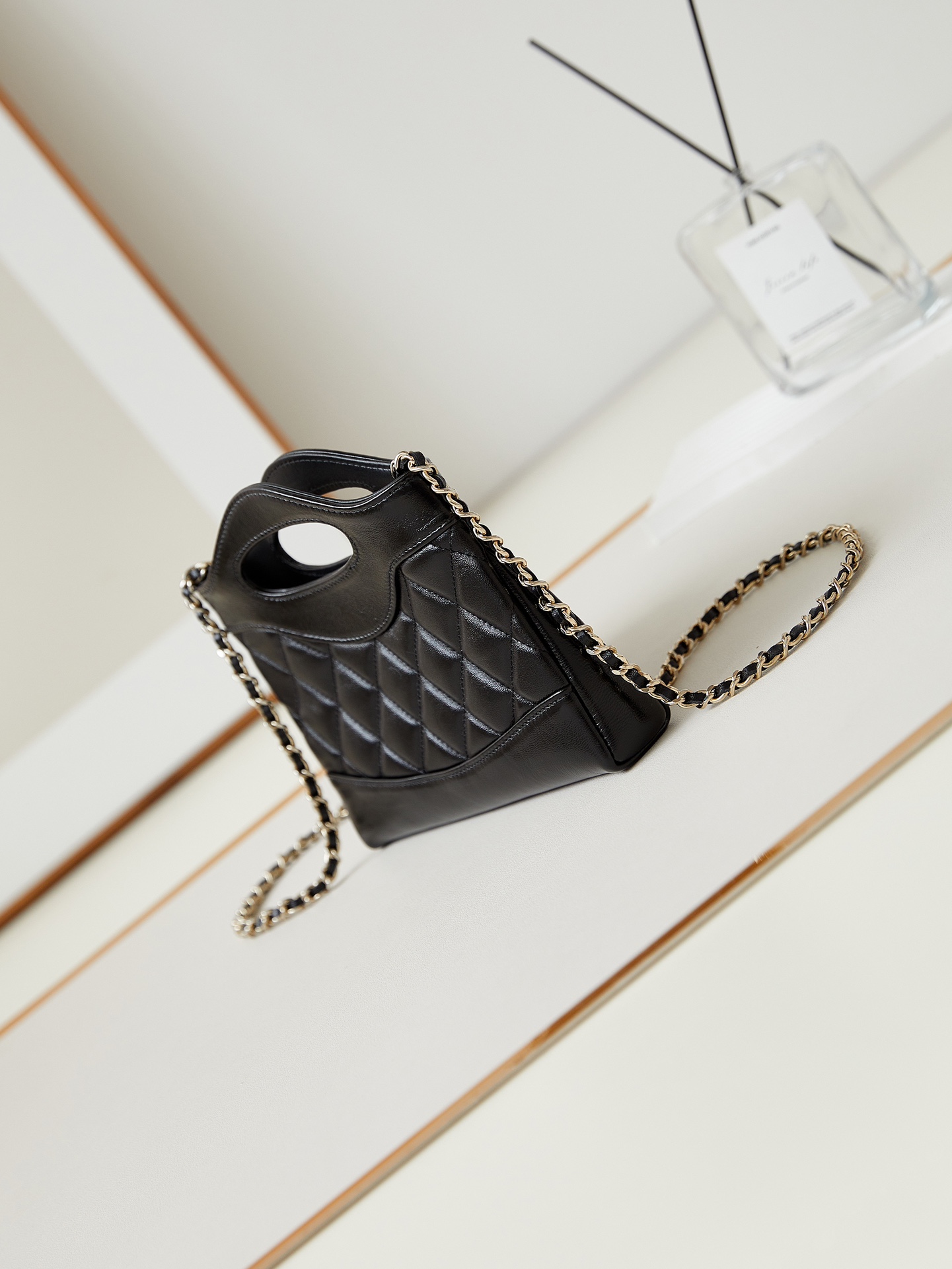 24S.31bag lambskin releases the 31bag nano!