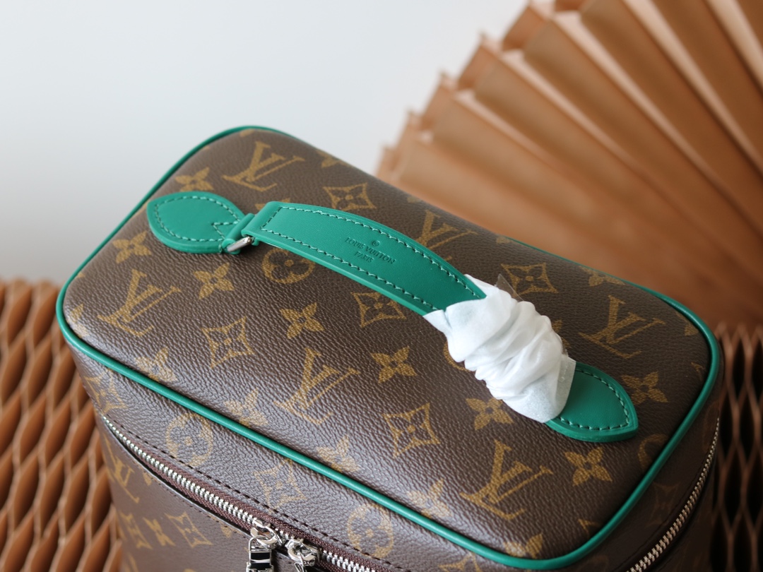 Louis Vuitton M12667 Green This Nice BB cosmetic bag is made from Monogram Macassar canvas.