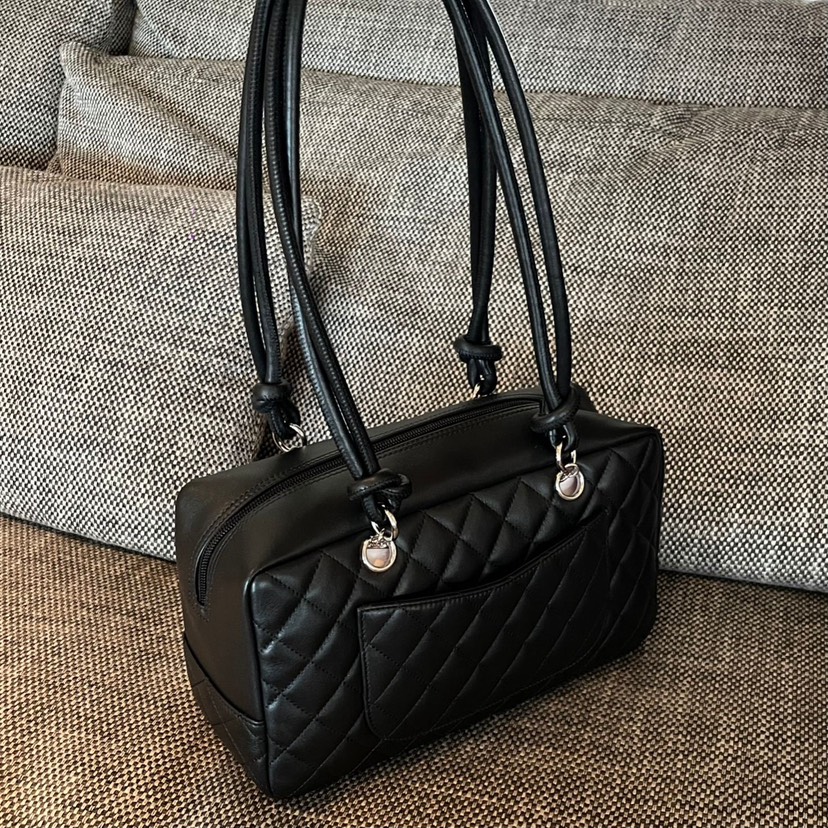 CHANEL VINTAGE Kangpeng Bag