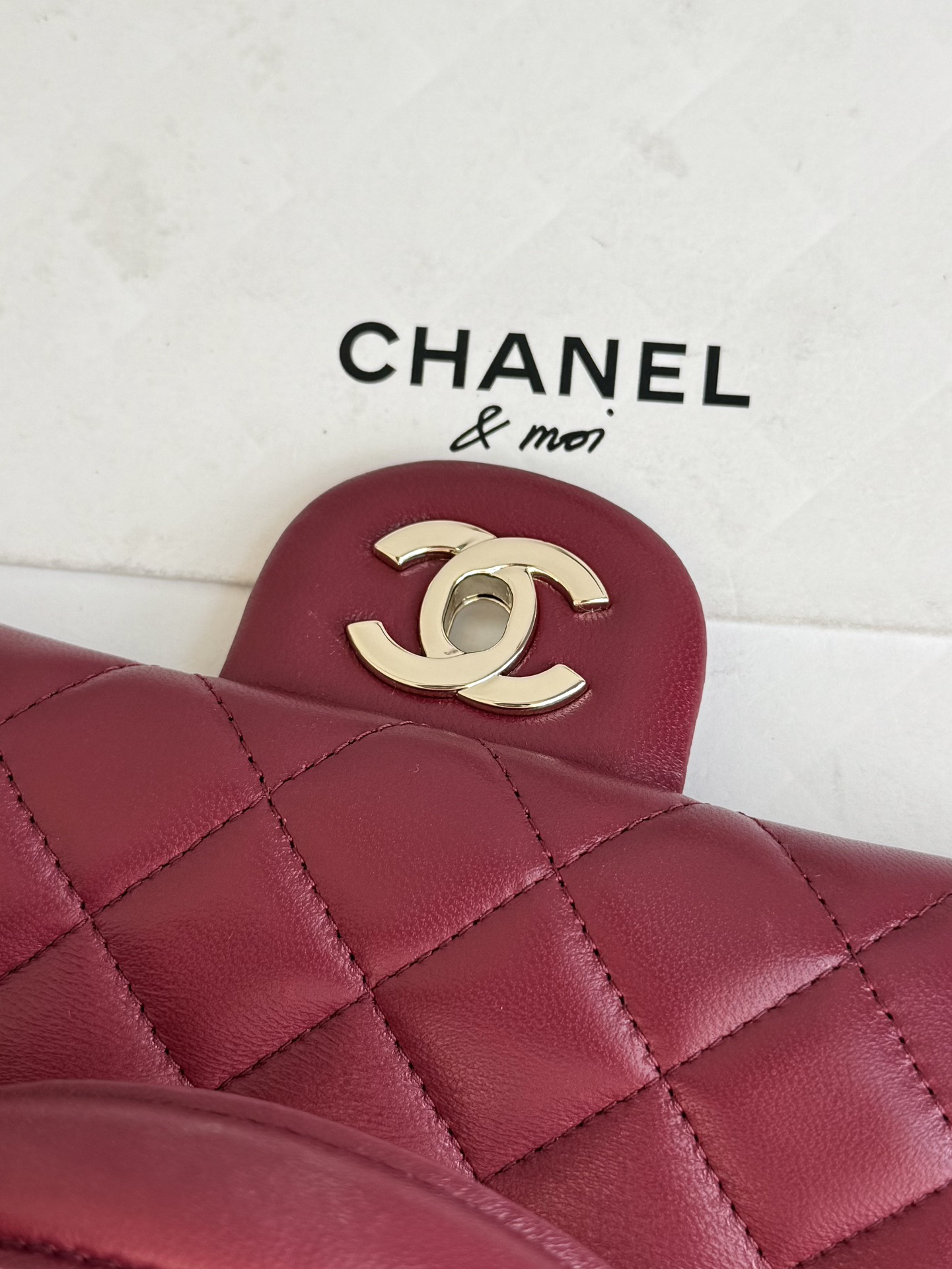 Ohanel mini CF in fuchsia