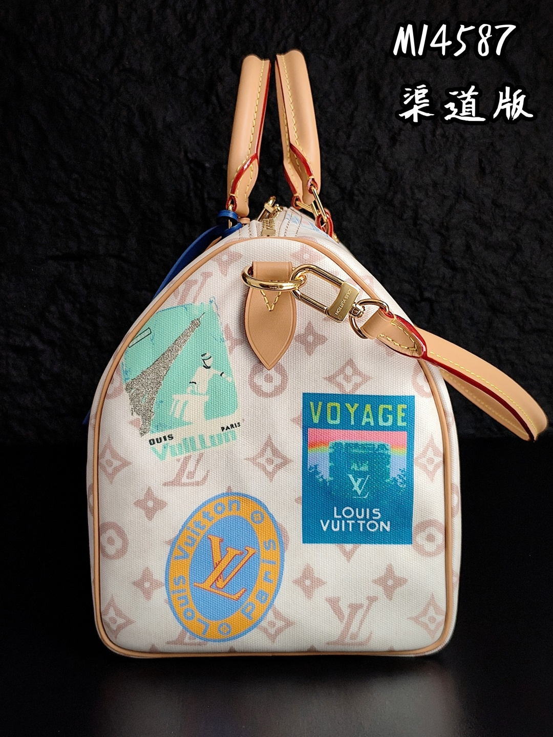 The leather used in M14587 is Italian Grade A leather, which is a key factor in its quality.