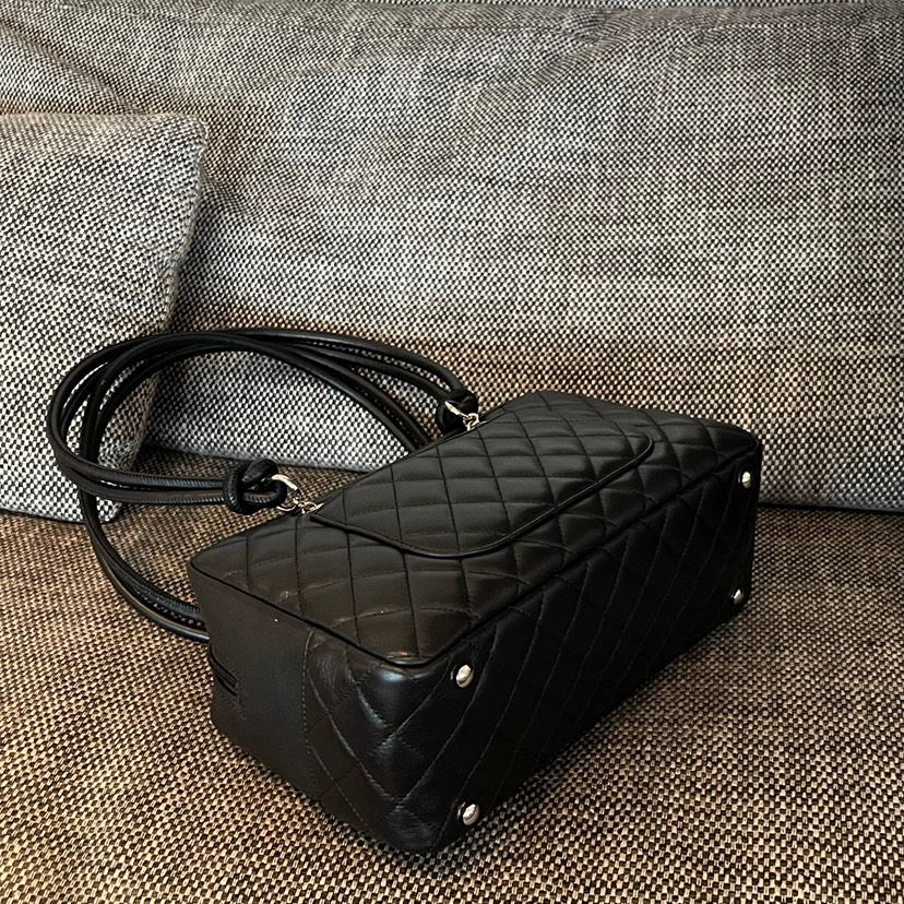 CHANEL VINTAGE Kangpeng Bag