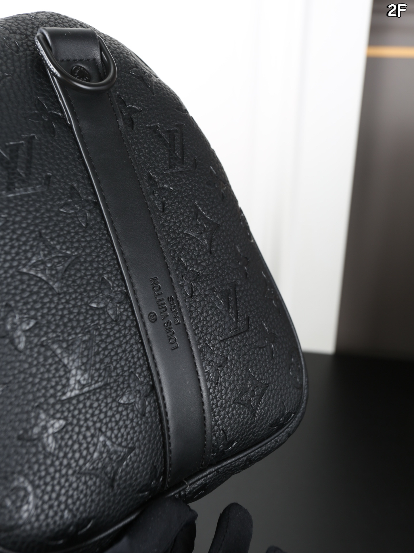 Louis Vuitton keepallBandoulière 35 Lychee Pattern Embossed Pillow Bag Shoulder Bag/Crossbody Bag/Handbag