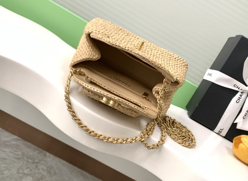 The popular vintage Kelly bag has been redesigned and revitalized by Chanel.